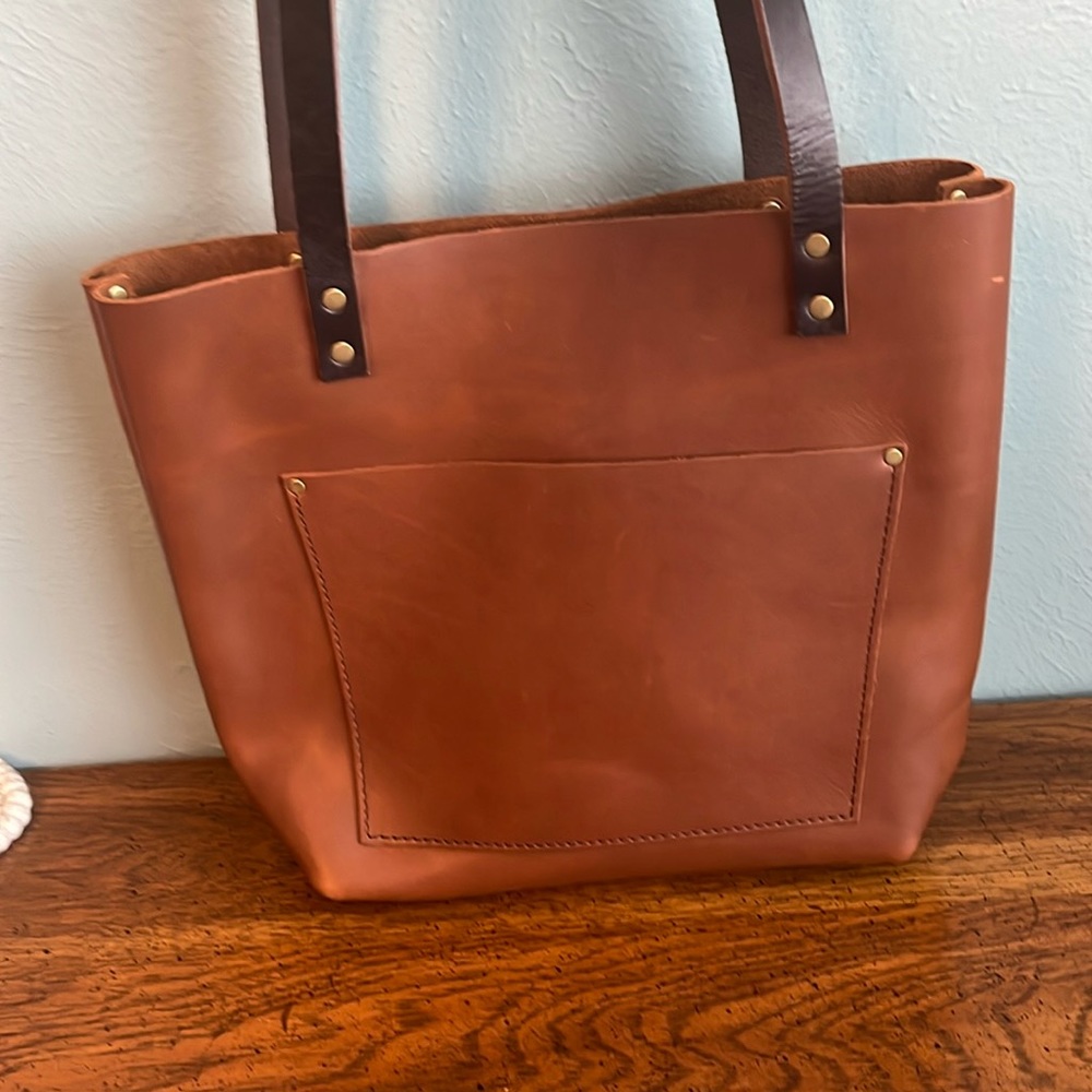 New medium classic shedron tote Portland leather goods